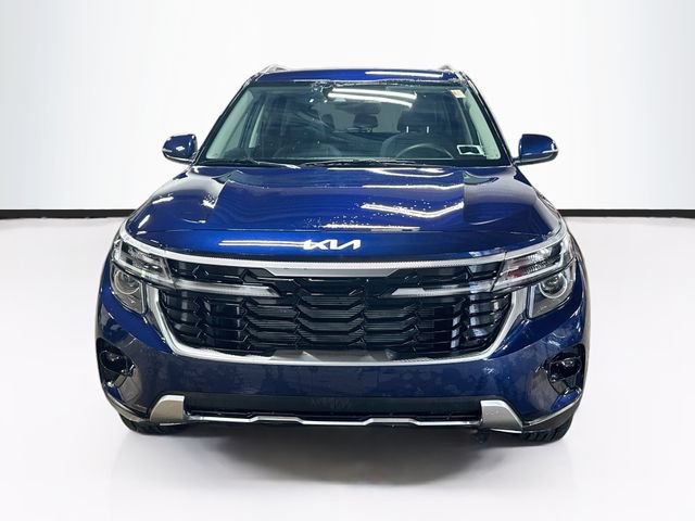 Used 2024 Kia Seltos EX AWD/4WD image 2