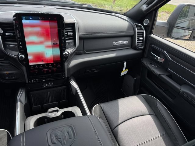 New 2027 RAM 2500 Laramie AWD/4WD image 9