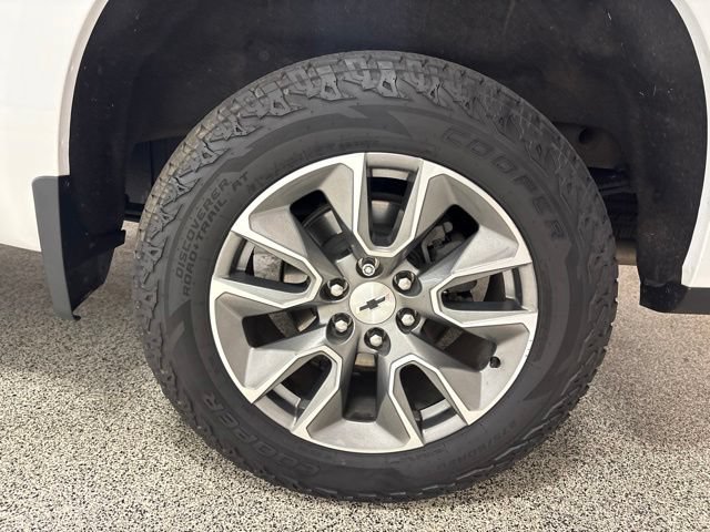 Used 2022 Chevrolet Silverado 1500 RST AWD/4WD image 33