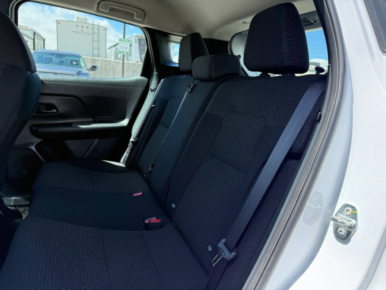 Used 2025 Nissan Kicks S AWD/4WD image 20