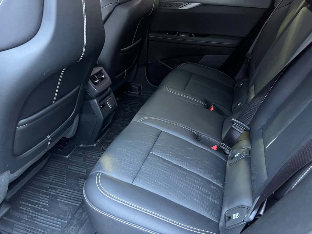 Certified 2025 Cadillac Optiq Sport 2 w/ LPO, Floor Liner Package AWD/4WD image 13