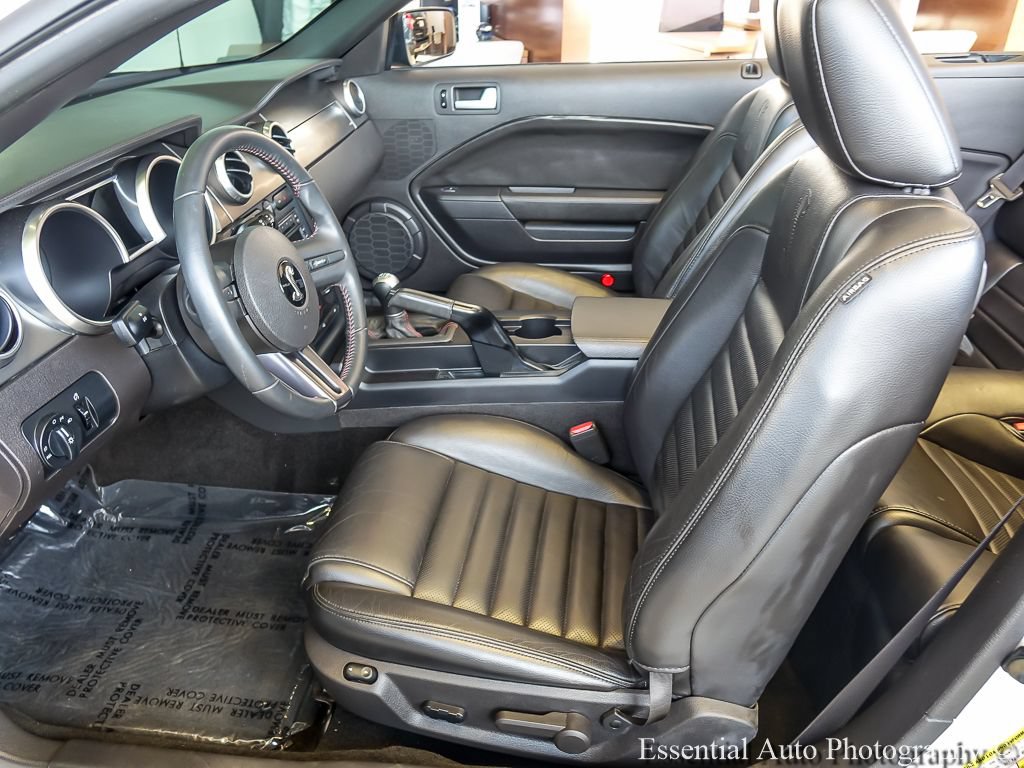 Used 2007 Ford Mustang Shelby GT500 RWD image 9