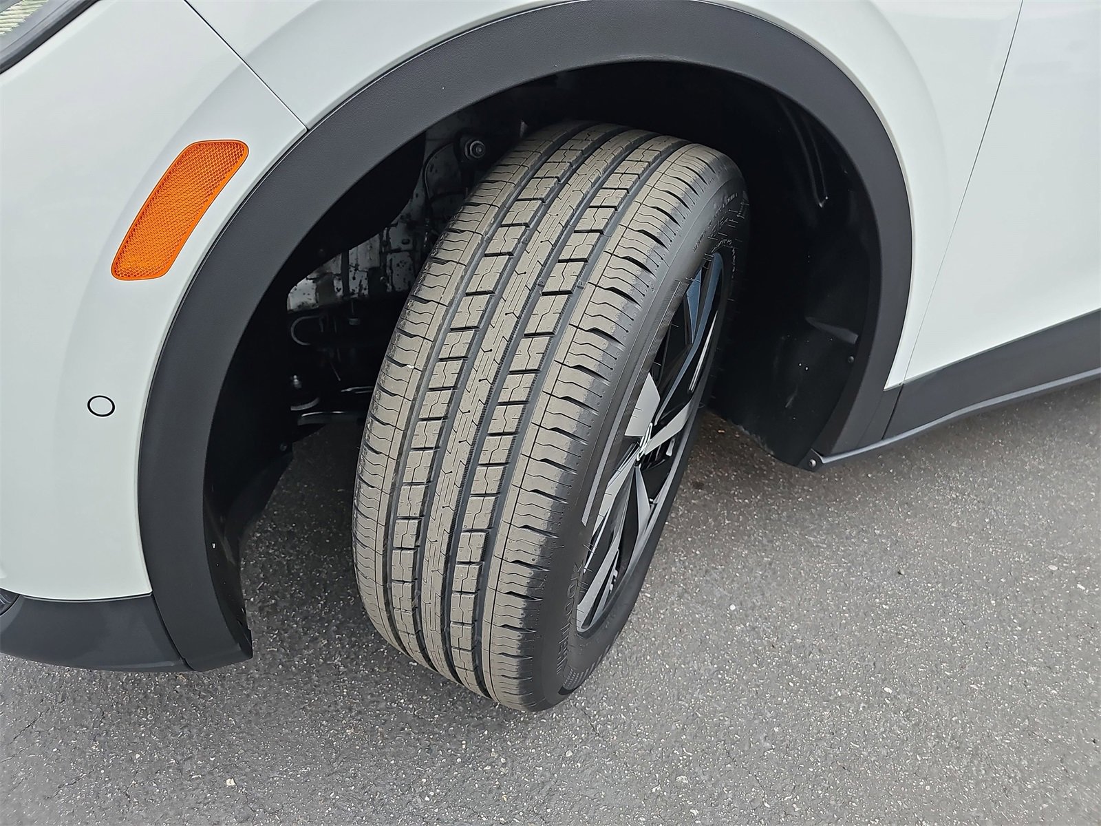 Certified 2023 Volkswagen ID.4 Standard image 31