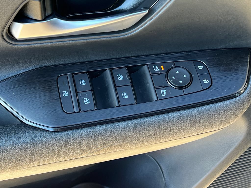New 2026 Nissan Kicks SV w/ Cold Weather Package AWD/4WD image 9