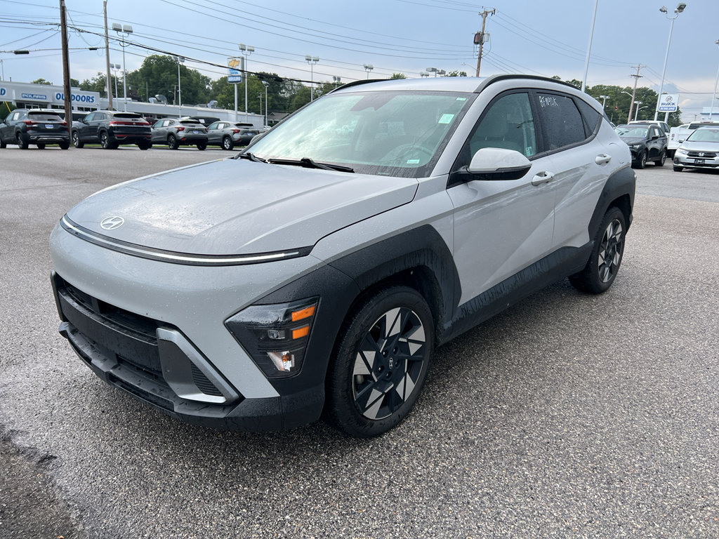 Used 2024 Hyundai Kona SEL FWD image 1