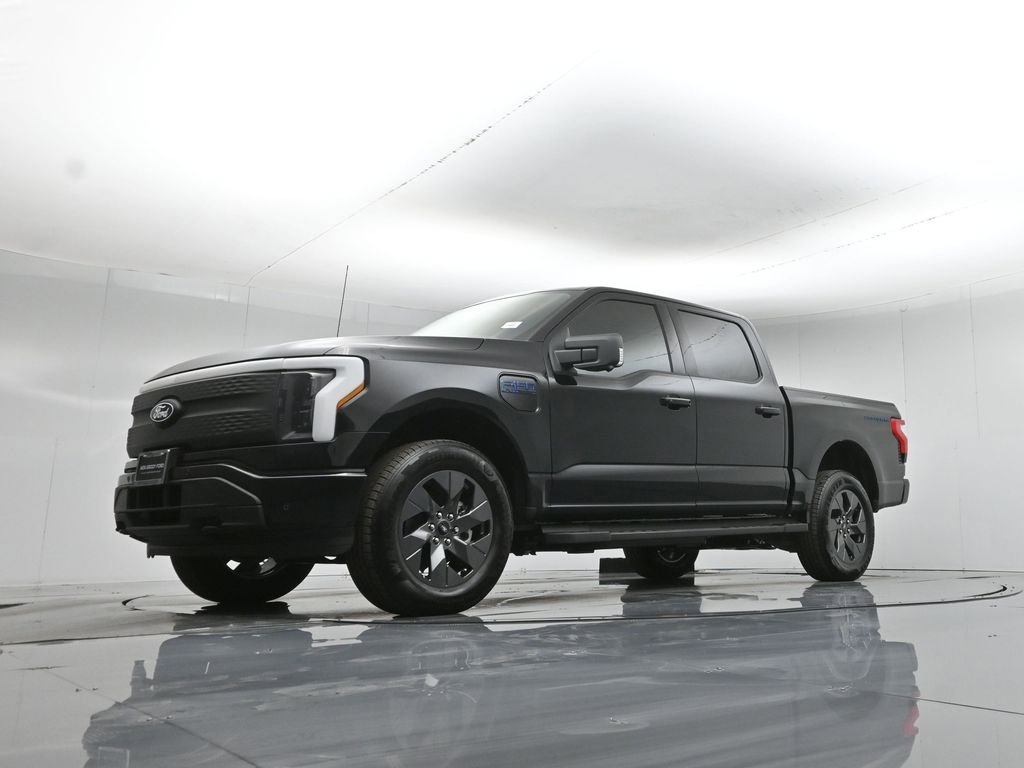 New 2025 Ford F150 Lightning Flash AWD/4WD image 45