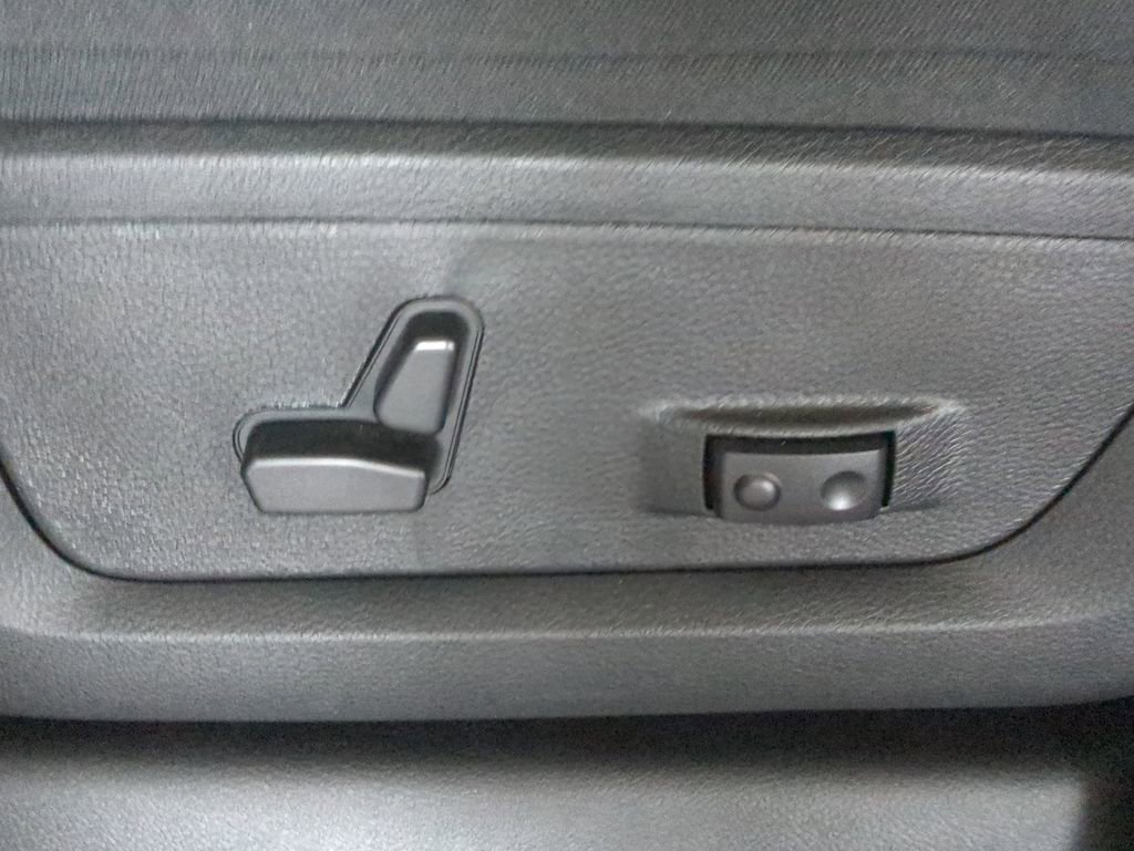 New 2025 RAM 2500 Big Horn image 20