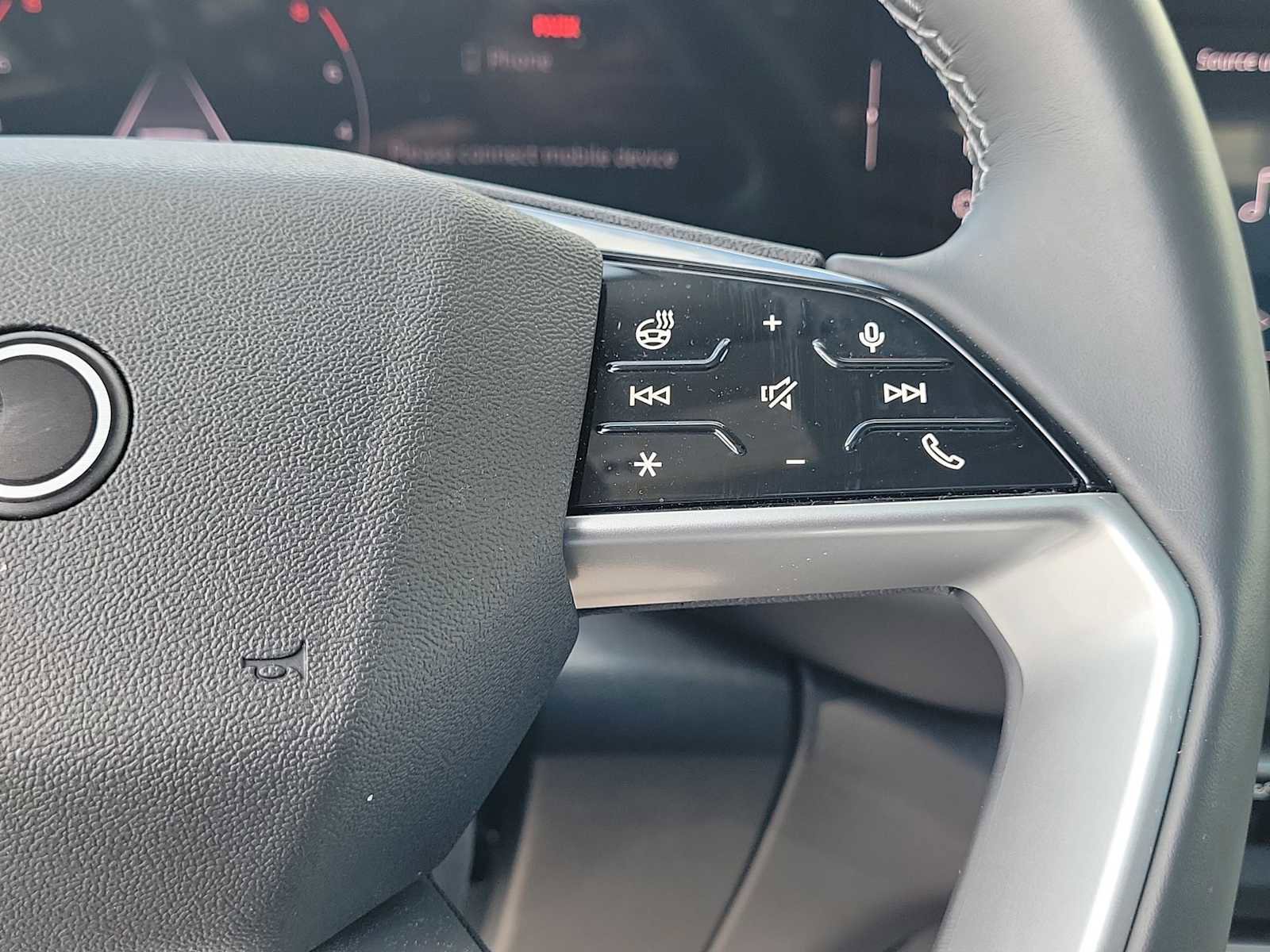 Certified 2025 Audi Q5 Premium Plus w/ Premium Plus AWD/4WD image 22