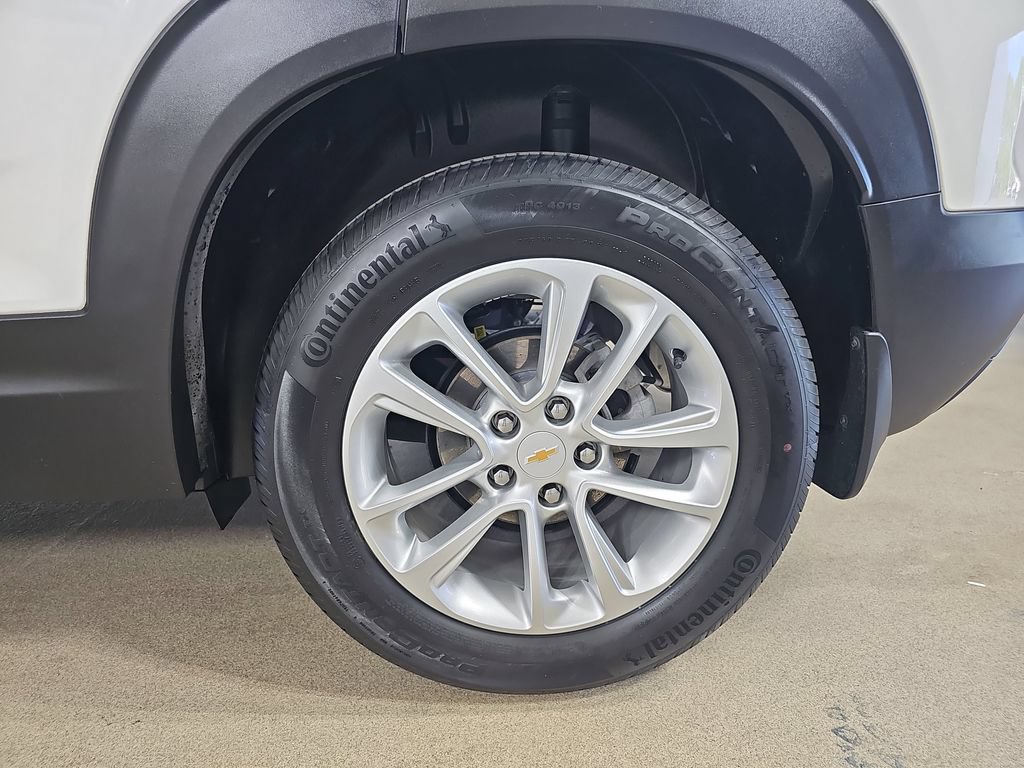 Certified 2024 Chevrolet TrailBlazer LS w/ LS Convenience Package FWD image 38