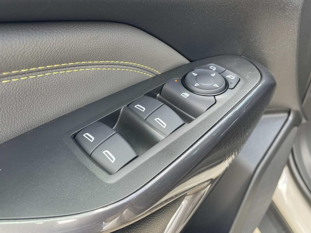 New 2026 Chevrolet Trax ACTIV w/ Driver Confidence Package FWD image 12