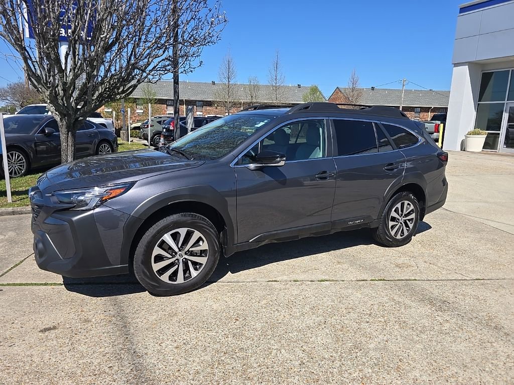 Certified 2025 Subaru Outback Premium image 10