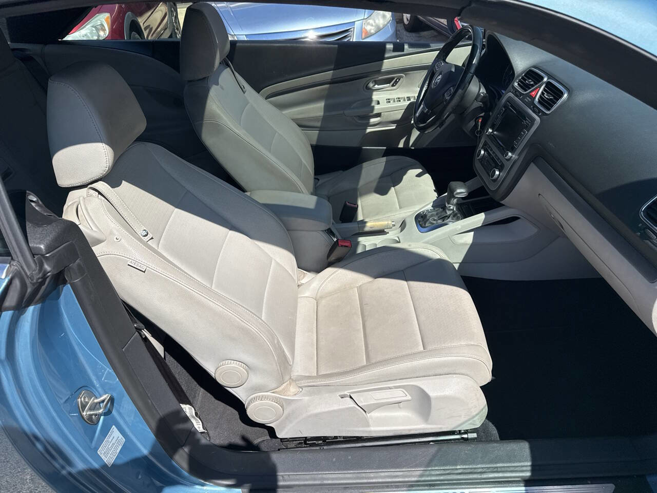 Used 2010 Volkswagen Eos Komfort image 10