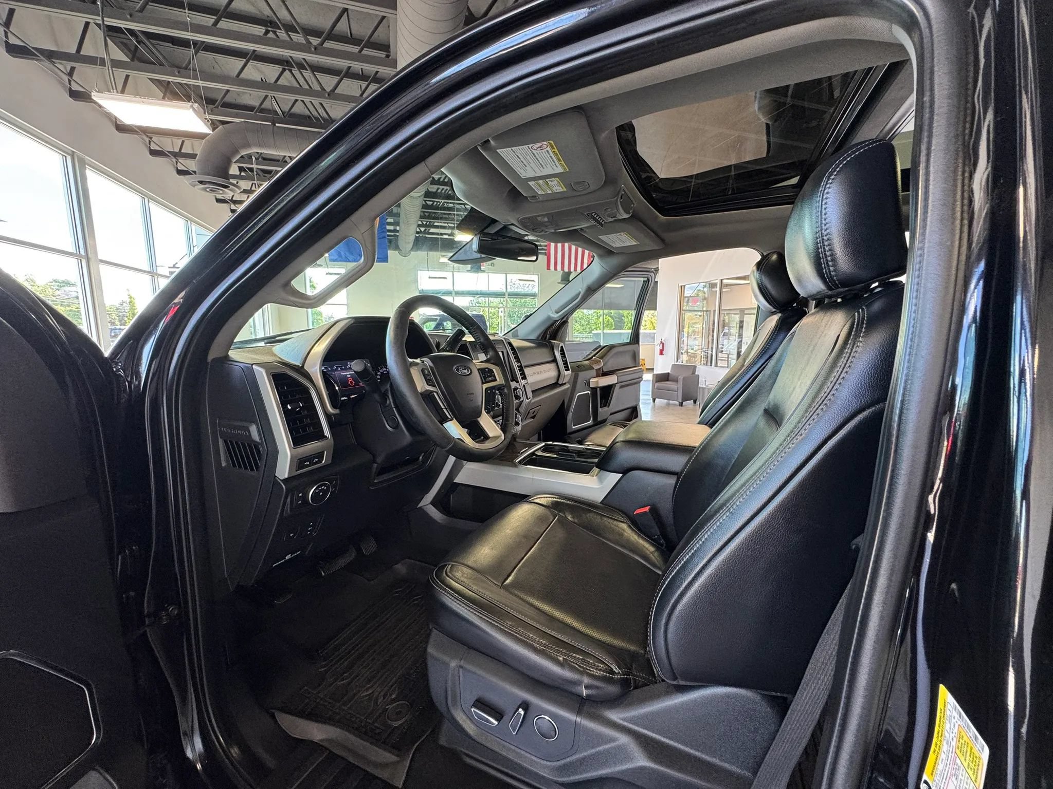 Used 2019 Ford F250 Lariat AWD/4WD image 13