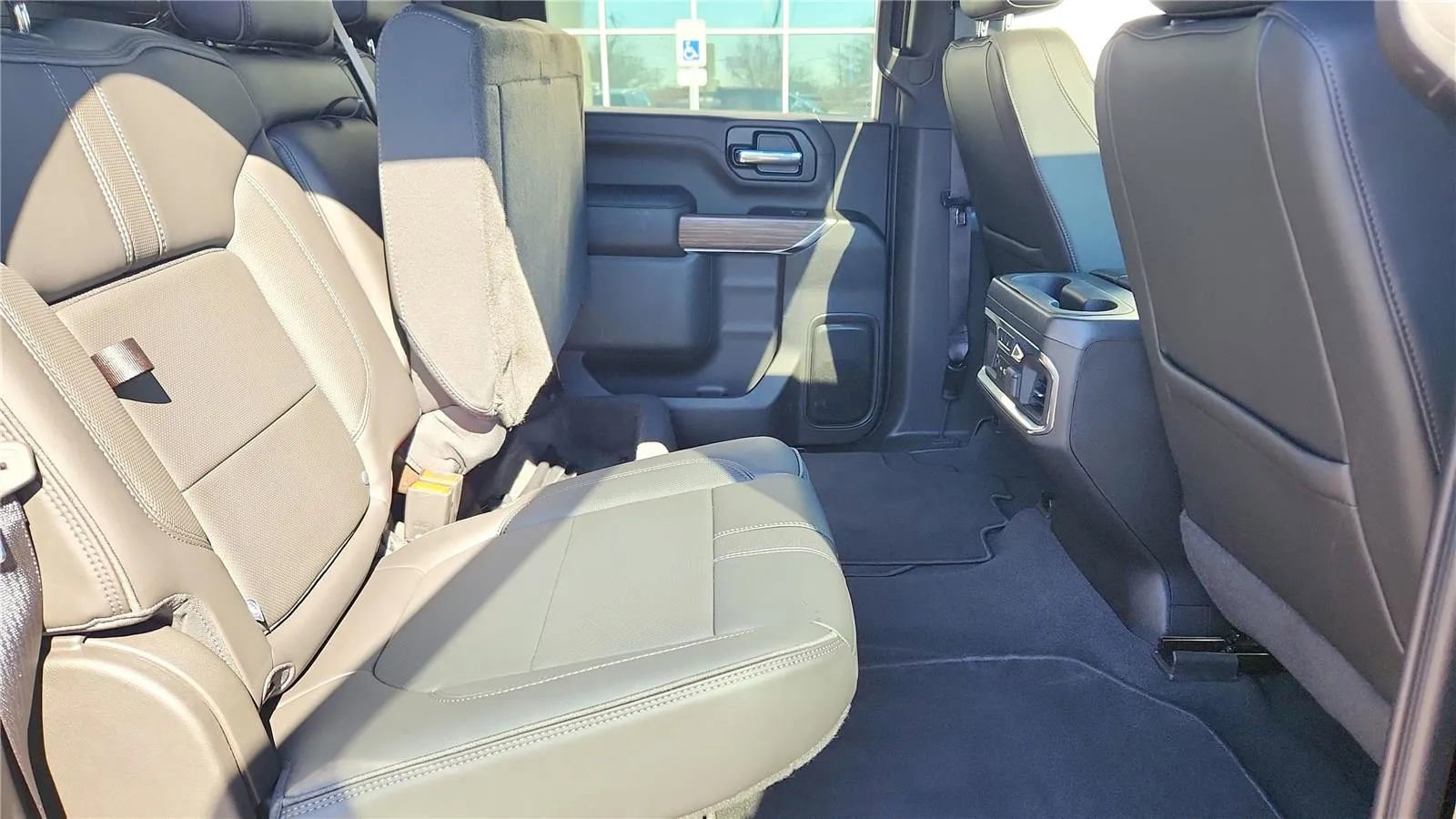 Used 2022 Chevrolet Silverado 3500 High Country w/ Safety Package II image 29