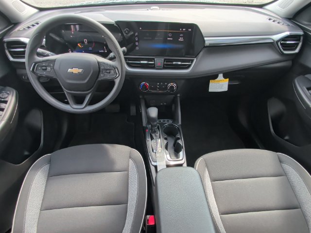 Used 2026 Chevrolet TrailBlazer LS w/ LS Convenience Package FWD image 23
