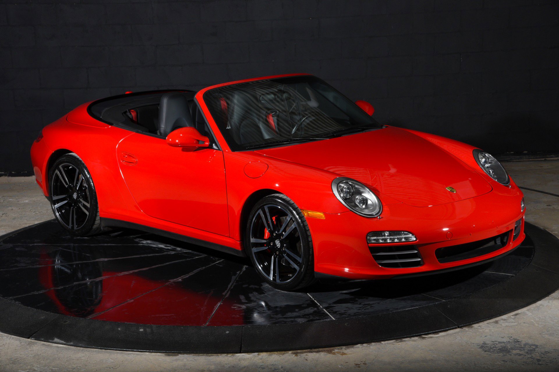 Used 2011 Porsche 911 Carrera 4S AWD/4WD image 2