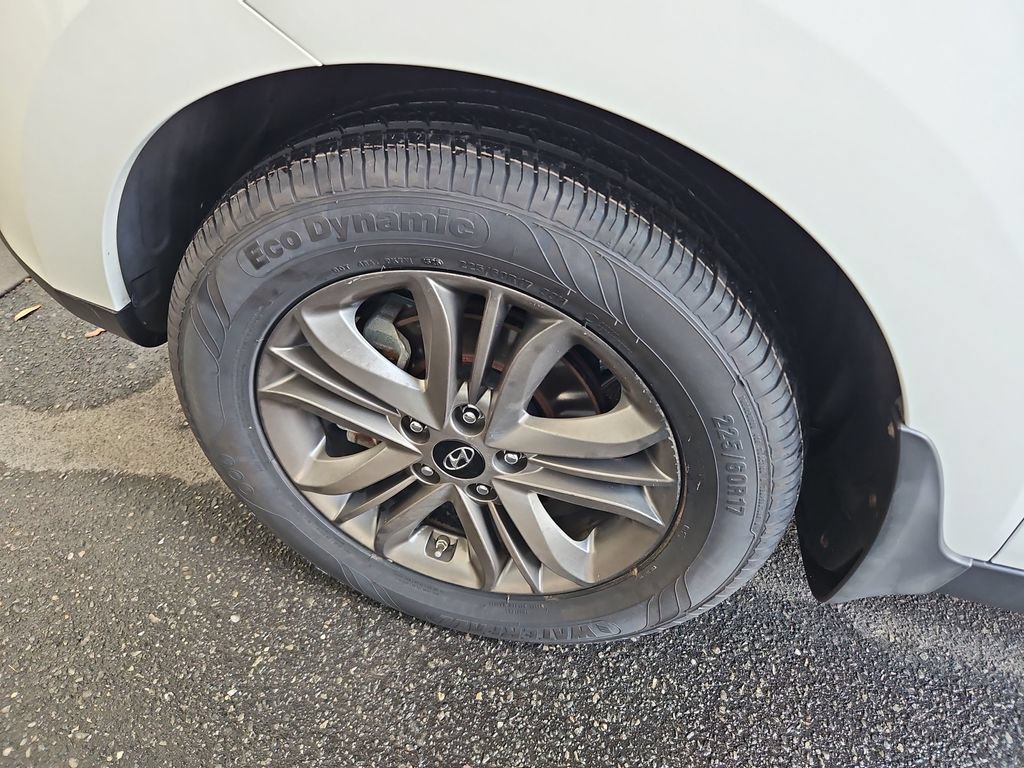 Used 2015 Hyundai Tucson GLS w/ Option Group 02 AWD/4WD image 29