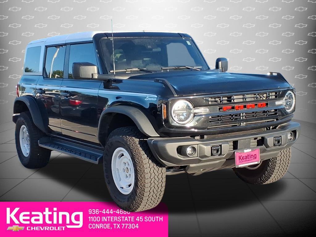 Used 2025 Ford Bronco Heritage Edition AWD/4WD image 3