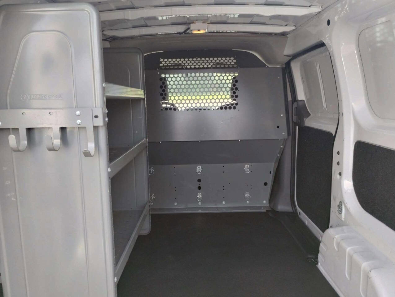 Used 2018 Chevrolet City Express LS image 12