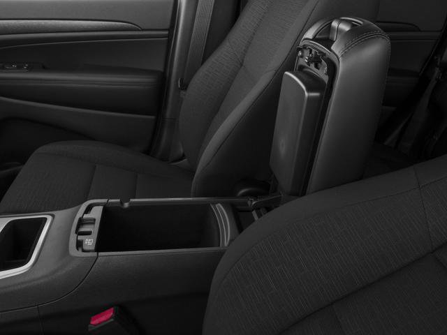 Used 2017 Jeep Grand Cherokee Altitude AWD/4WD image 12