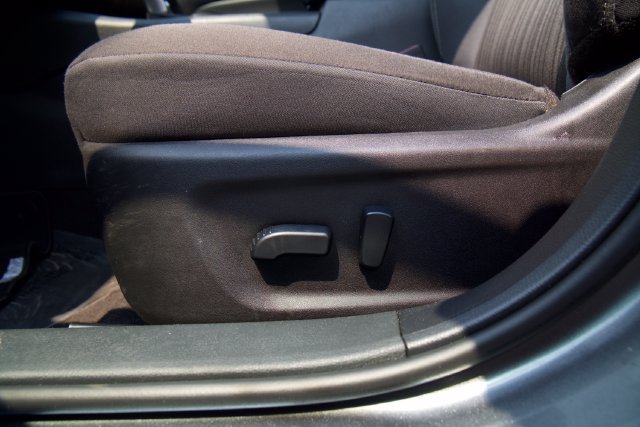 Used 2025 Nissan Altima 2.5 SV FWD image 23