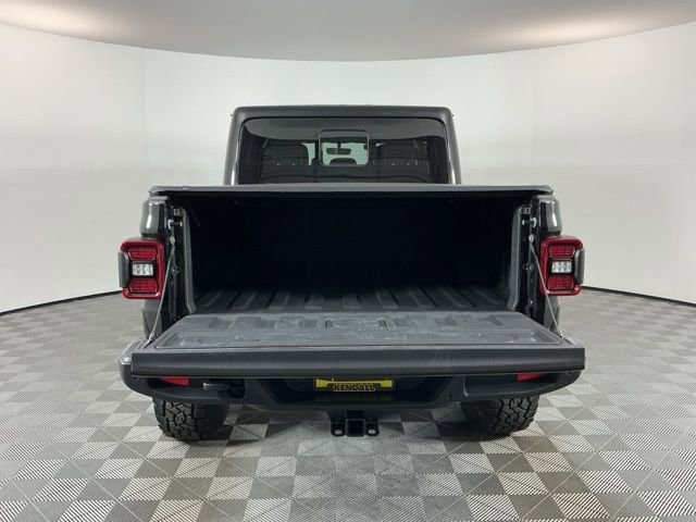 Used 2020 Jeep Gladiator Overland w/ Uconnect 4C Nav & Sound Group image 7