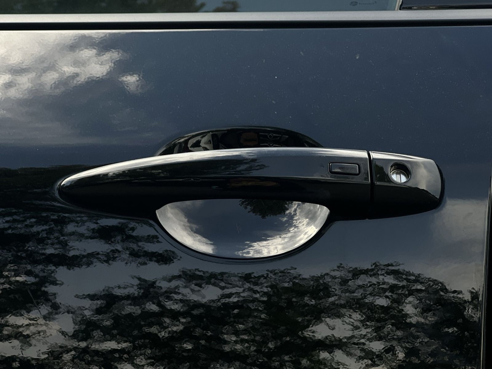 Used 2026 Nissan Rogue SL FWD image 16