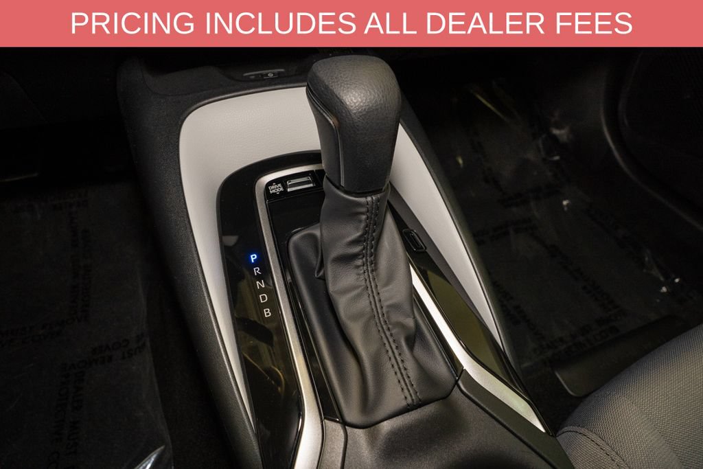 Used 2026 Toyota Corolla SE w/ SE Premium Package FWD image 15