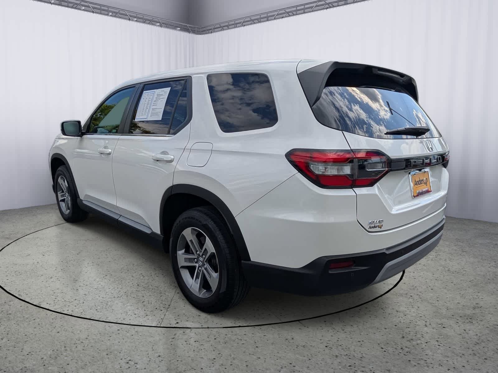 Certified 2023 Honda Pilot EX-L image 4