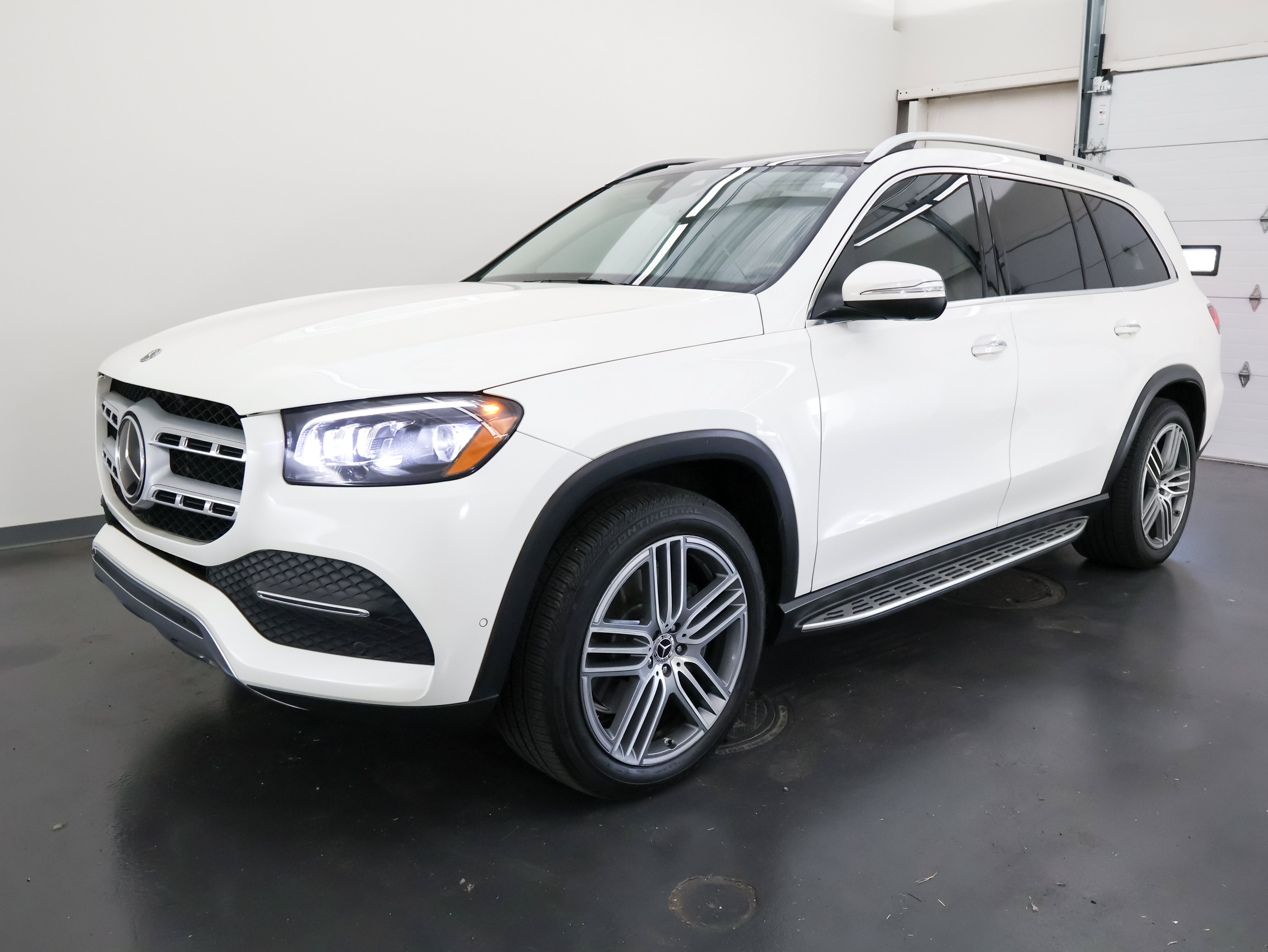 Used 2021 Mercedes-Benz GLS 450 4MATIC image 7