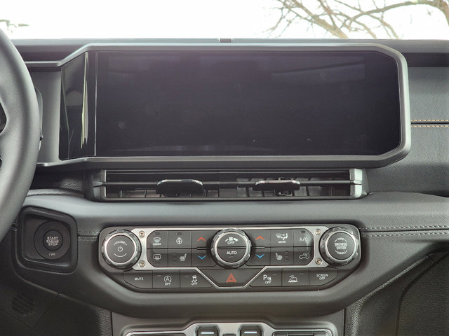 New 2026 Jeep Gladiator Sahara image 3