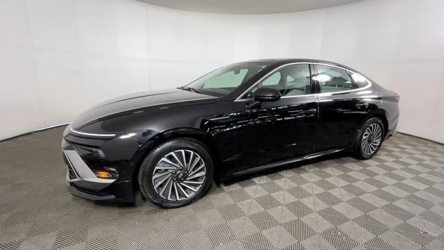 Used 2024 Hyundai Sonata Limited FWD image 10