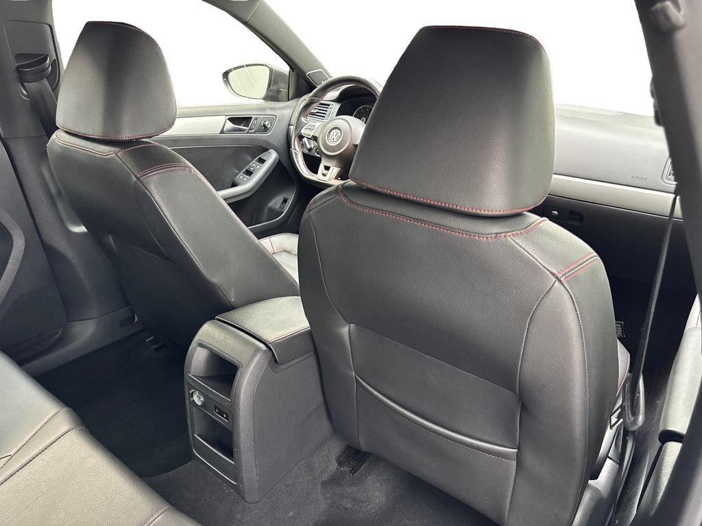 Used 2014 Volkswagen Jetta GLI Autobahn FWD image 37