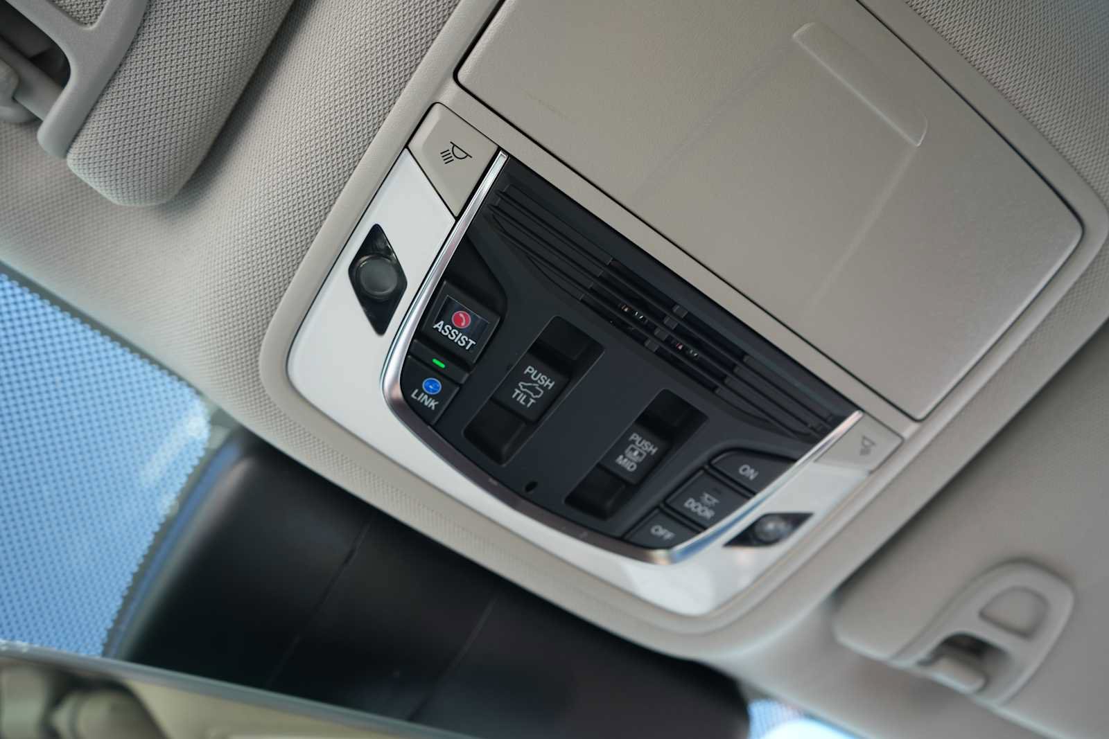 Certified 2023 Acura RDX AWD w/ Technology Package image 24