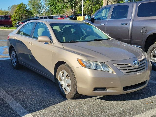 Used 2009 Toyota Camry LE image 1
