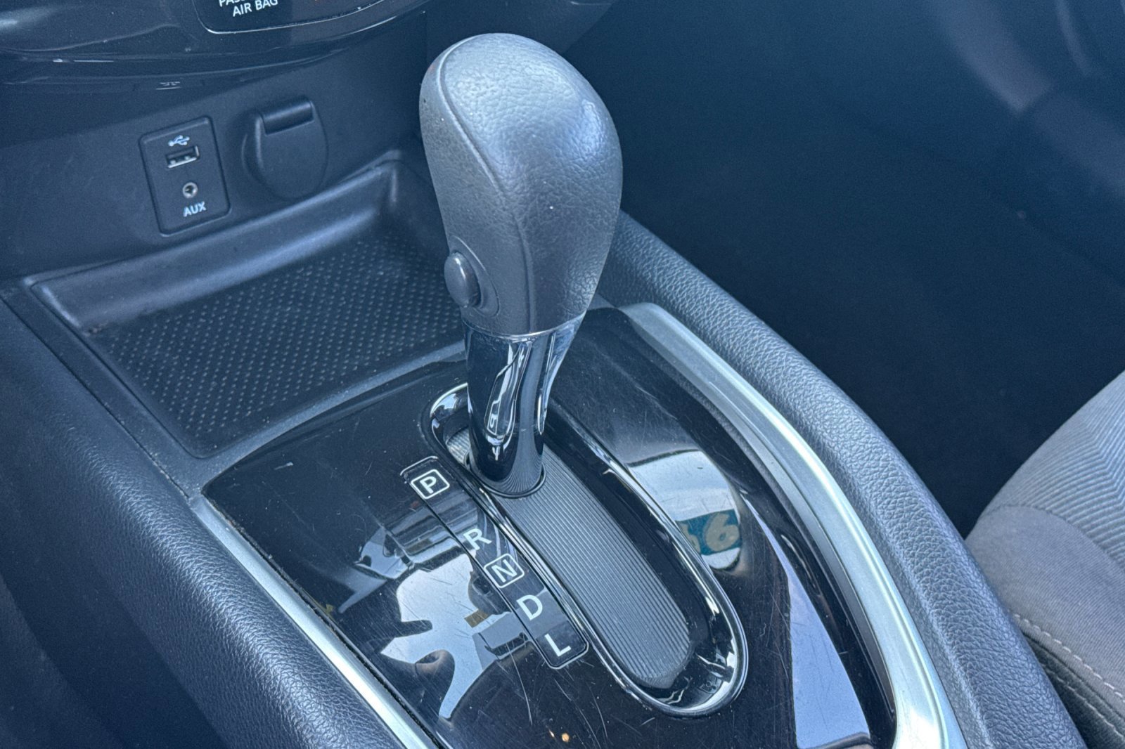 Used 2016 Nissan Rogue S FWD image 26