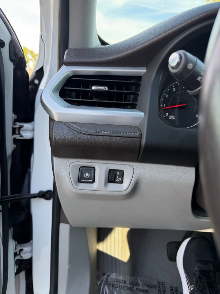 Used 2017 GMC Acadia SLT image 18