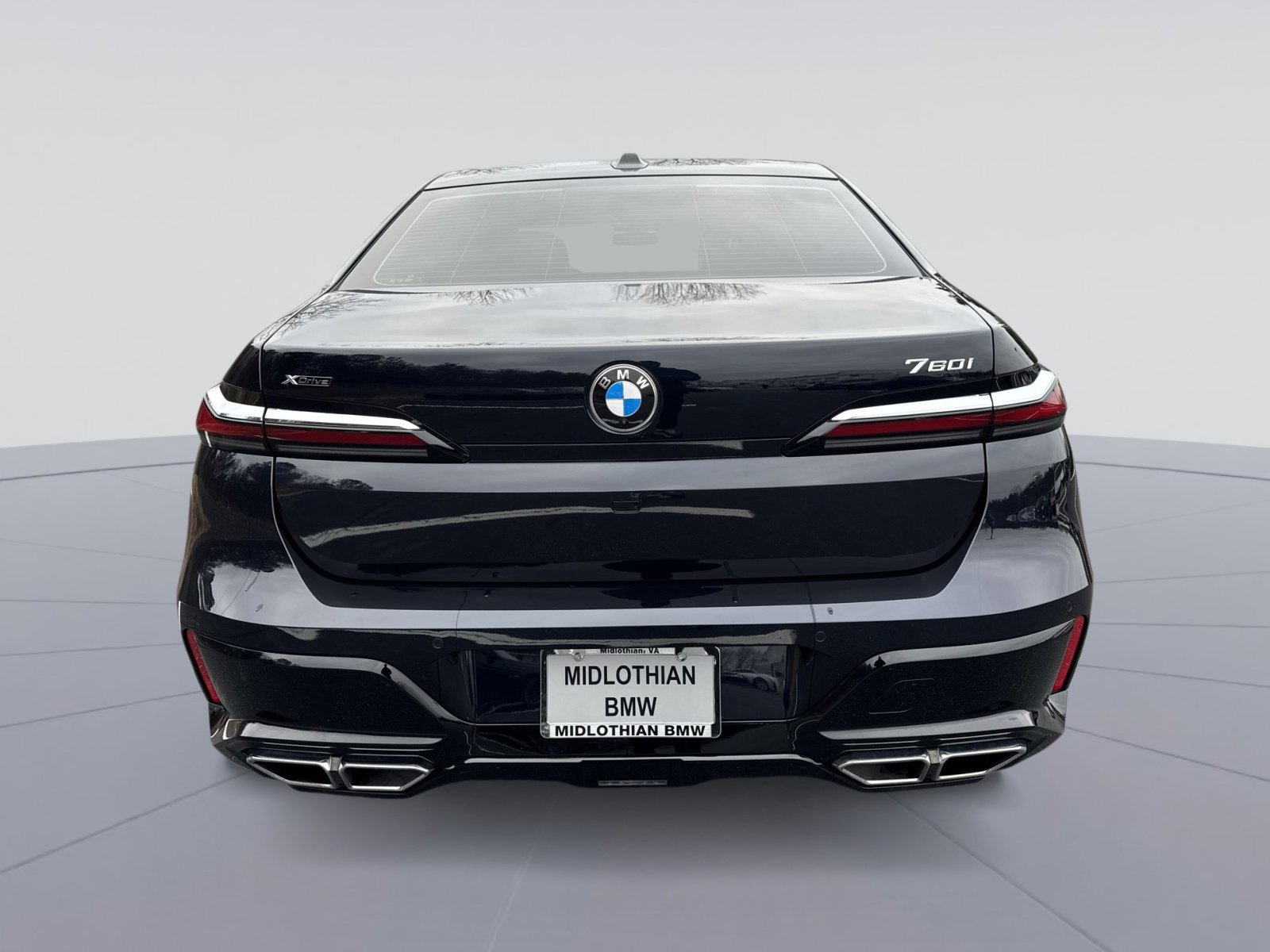 Used 2023 BMW 760i xDrive image 30