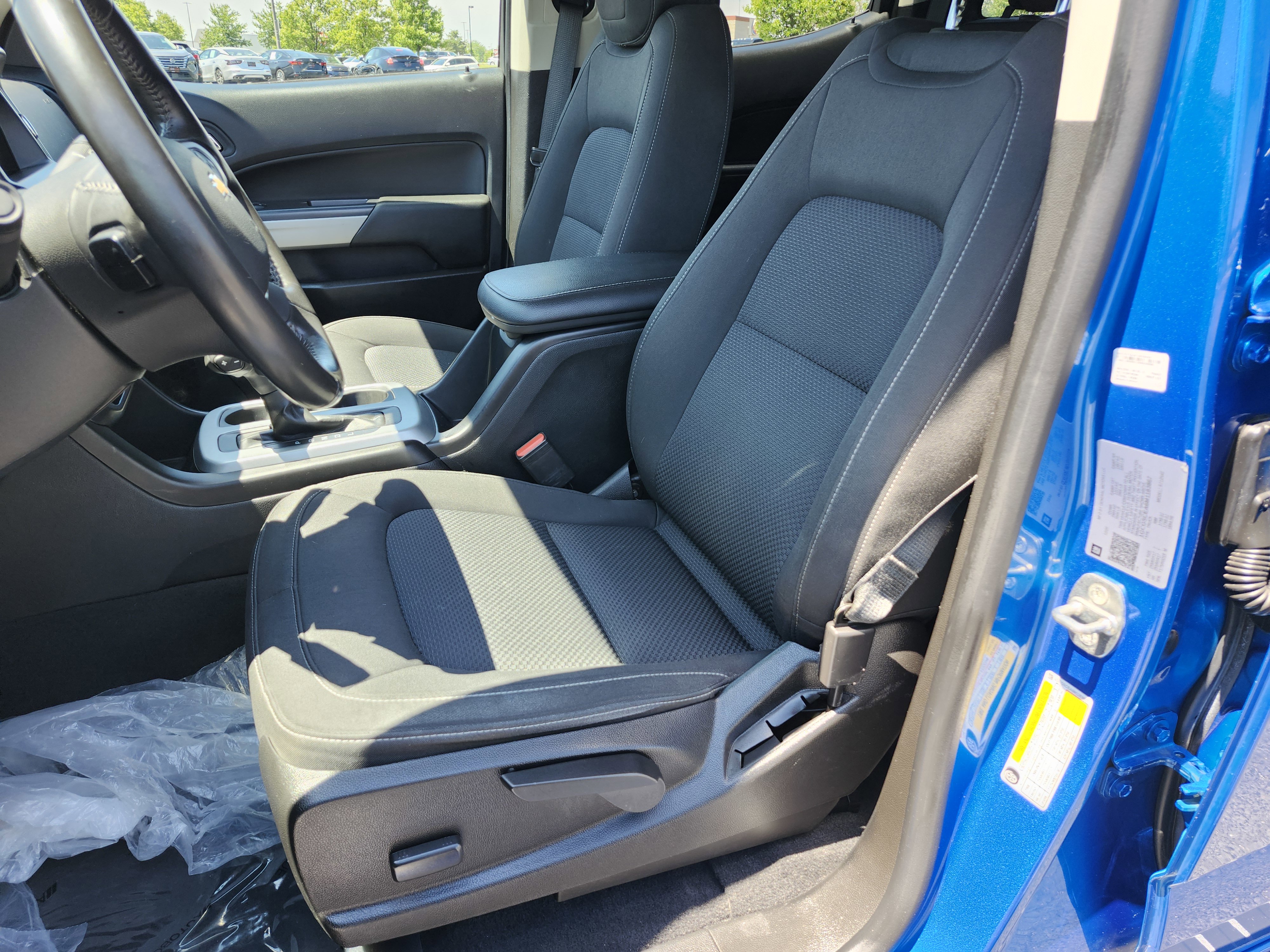 Used 2021 Chevrolet Colorado LT RWD image 23
