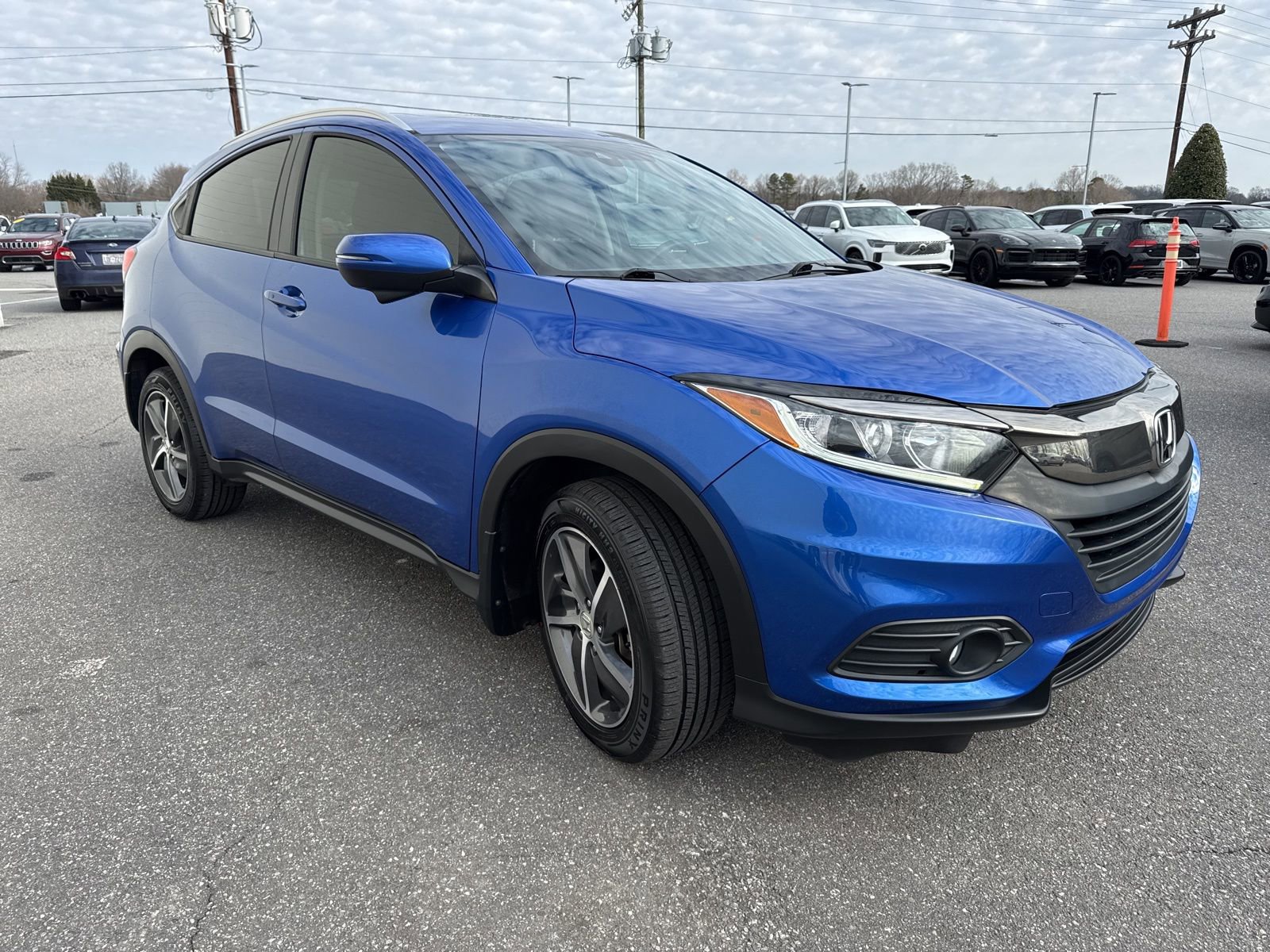 Used 2021 Honda HR-V EX image 3