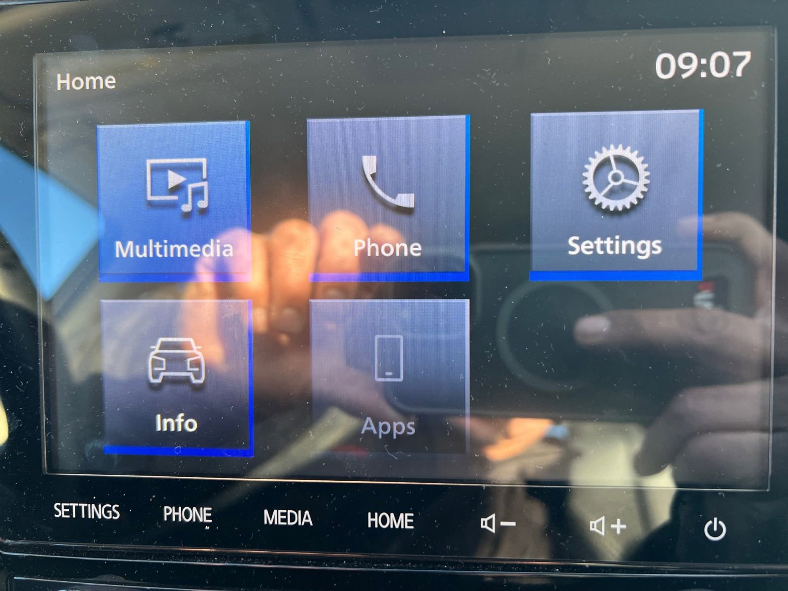 Used 2020 Mitsubishi Outlander SE image 21