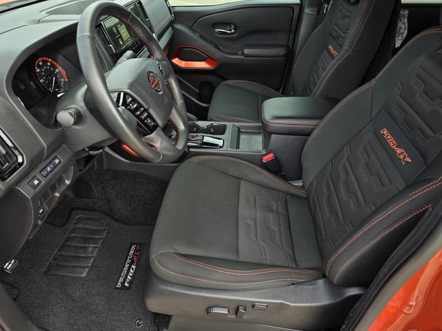 Used 2025 Nissan Frontier PRO-4X AWD/4WD image 24