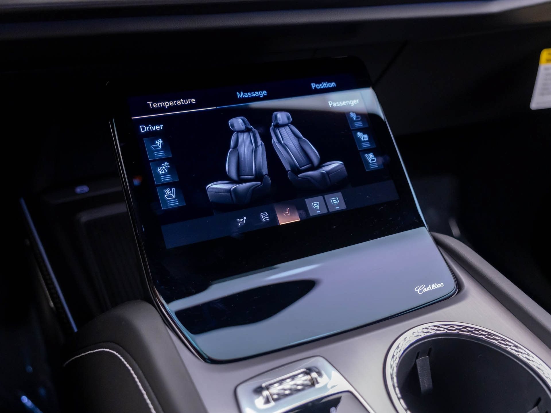 New 2027 Cadillac Vistiq Sport AWD/4WD image 26
