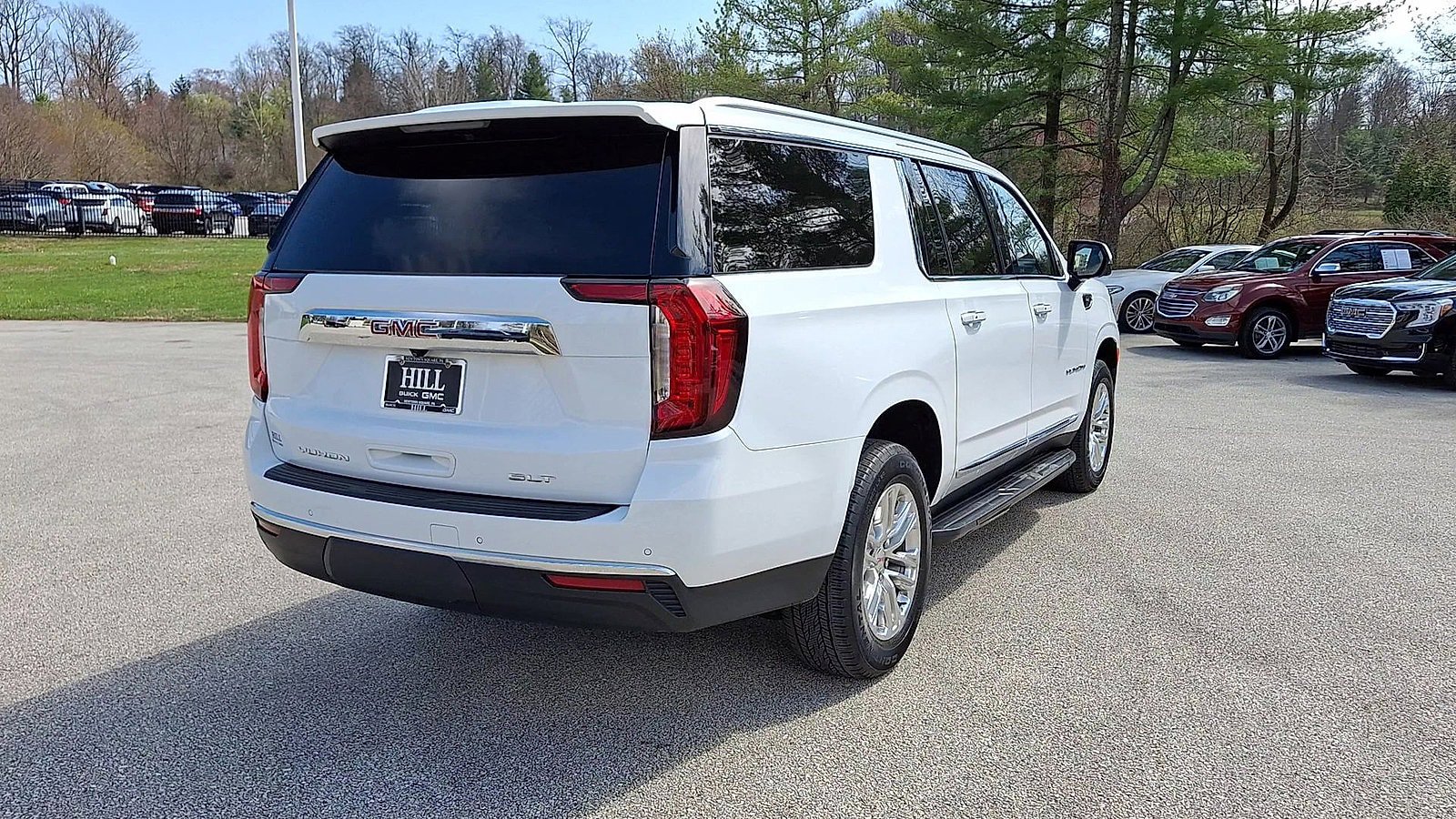 Certified 2024 GMC Yukon XL SLT w/ SLT Premium Package image 8
