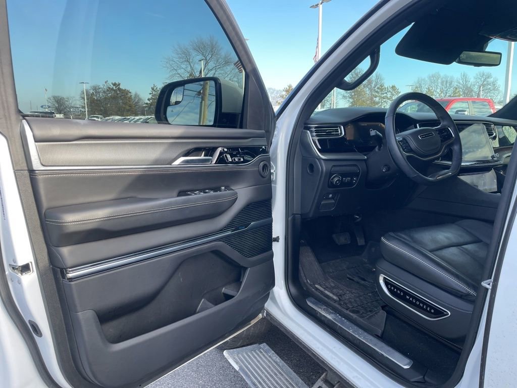 Used 2022 Jeep Grand Wagoneer Series II image 17