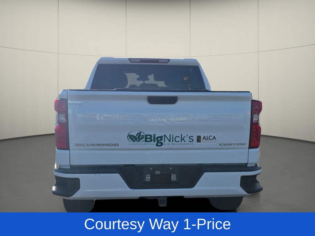 Used 2023 Chevrolet Silverado 1500 Custom AWD/4WD image 8