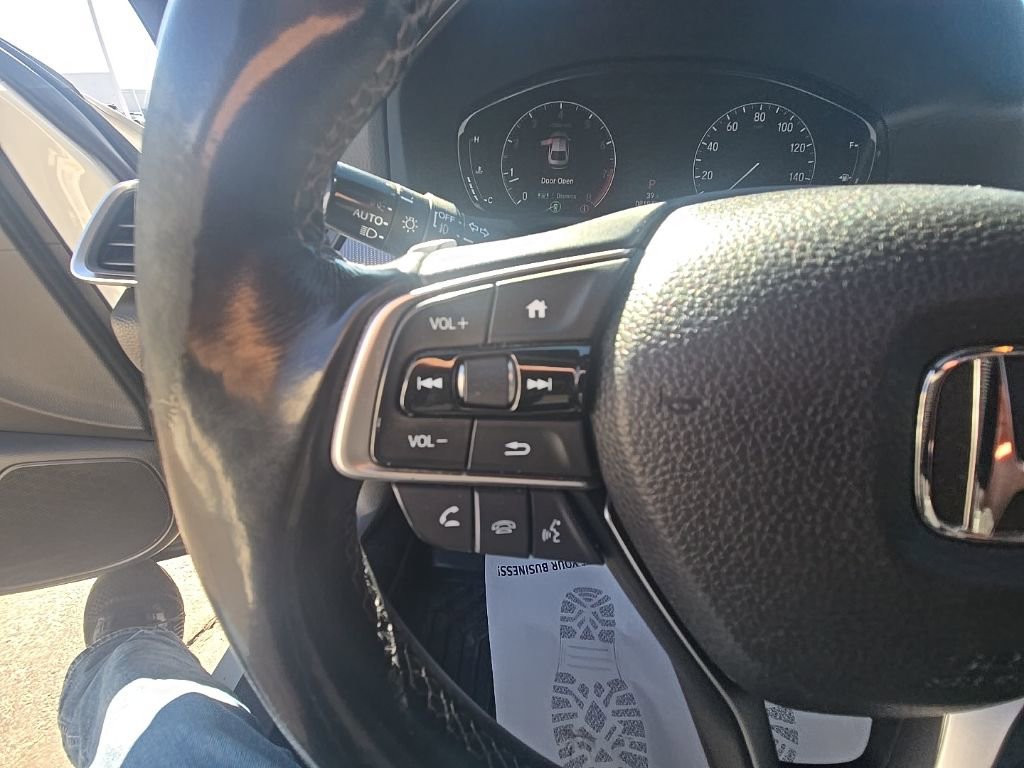 Used 2018 Honda Accord Sport image 17