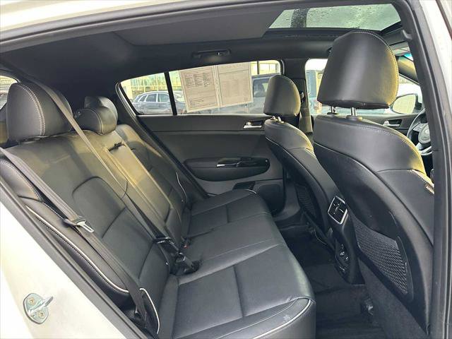 Used 2022 Kia Sportage SX image 12