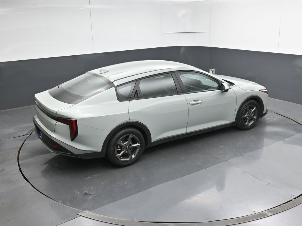 Used 2025 Kia K4 LXS FWD image 49