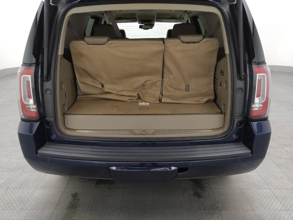 Used 2017 GMC Yukon SLT AWD/4WD image 29